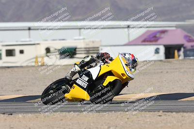 media/Jan-15-2026-Racers Edge (Thu) [[dfebeb70ab]]/2-A Group/Session 3 (Turn 16)/